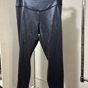 Lululemon Wunder Under SmoothCover Tight 25” foil Shiny Black Leggings